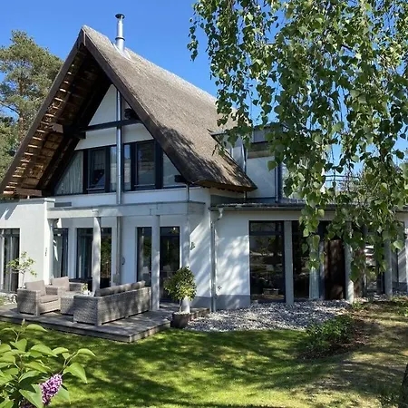 Holiday home Lotsenstieg 8 Comfortable Karlshagen